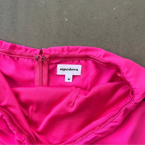 nwt revolve superdown jolie strapless romper in hot pink - Picture 4 of 5